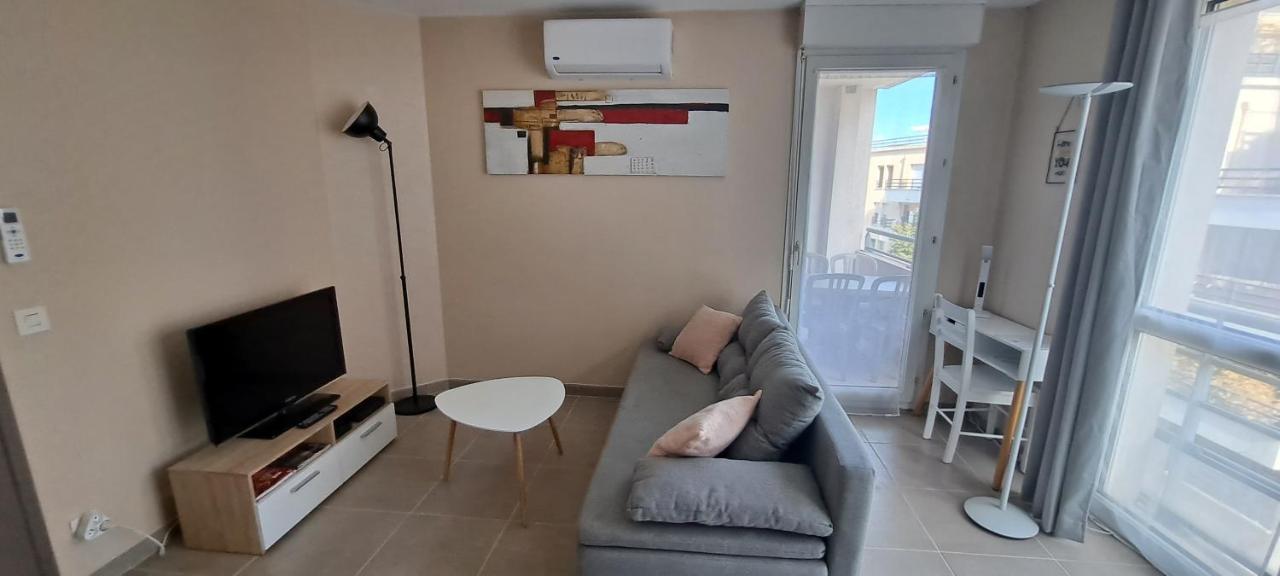 Appart T2 Standing Tout Confort Avec Balcon - Parking En Option Lyon Zewnętrze zdjęcie